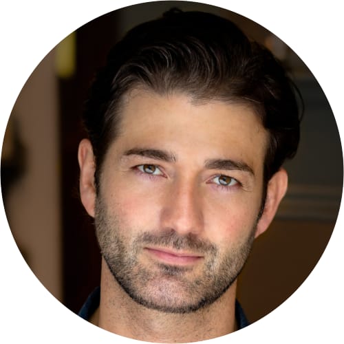 Oliver Tompsett